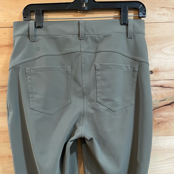 Lululemon City Sleek Slim-Fit 5 Pocket High-Rise Pant in Size 30 Grey Sage - Picture 14 of 15